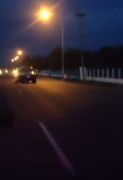 กู้ภัยขับรถไล่จับรถยนต์ ก่อเหตุชนแล้วหนี-มีคนบาดเจ็บ 