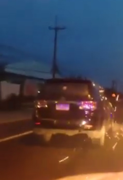 กู้ภัยขับรถไล่จับรถยนต์ ก่อเหตุชนแล้วหนี-มีคนบาดเจ็บ