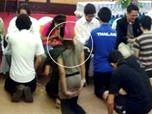 10 ภาพกดติดวิญญาณ สุดหลอน.. ที่เกิดในประเทศไทย