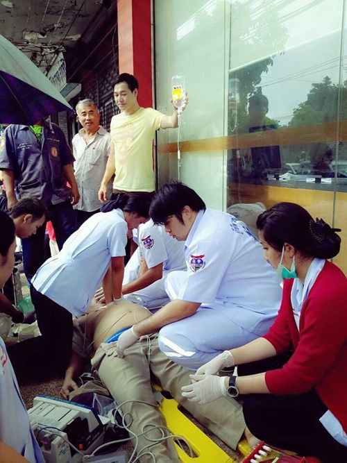 ใจหล่อมาก ! ชื่นชม 