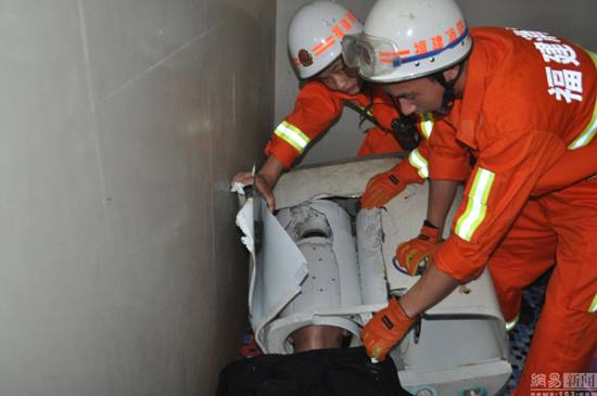 ปะติโถ หนุ่มมุดซ่อมเครื่องซักผ้าแบบ DIY สุดท้าย...หัวติด