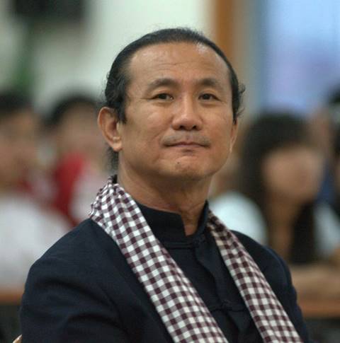 วิกรม กรมดิษฐ์ แจงที่มานกเงือก พบตกอยู่ในเขตไร่-บินไม่ได้เลยเลี้ยงไว้