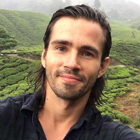 อวสานรักแรกพบ ! สาวอ้างเป็นคนที่หนุ่มรัสเซียตามหา ประกาศมีลูกผัวแล้วค่ะ