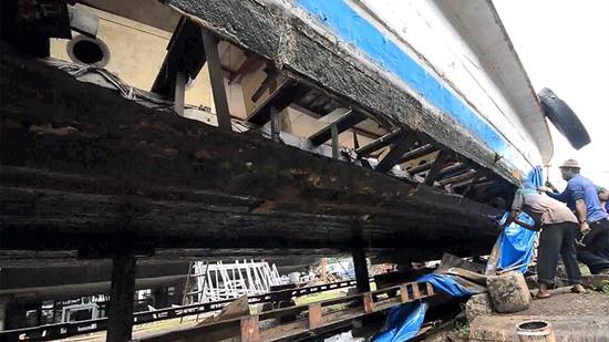 เรือล่มอยุธยา ศาลค้านประกันคนขับเรือ พร้อมแจ้ง 5 ข้อหา 