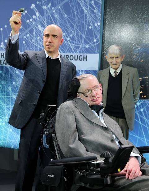 ซัคเคอร์เบิร์กจับมือฮอว์กิ้ง-มิลเนอร์ ทุ่ม 3 พันล้านตามหาชีวิตนอกโลก 4 ปีแสงซัคเคอร์เบิร์กจับมือฮอว์กิ้ง-มิลเนอร์ ทุ่ม 3 พันล้านตามหาชีวิตนอกโลก 4 ปีแสง