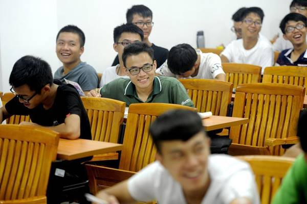 หนุ่มพิการใจสู้ ฝ่าฟันทุกอุปสรรค สานฝันเรียนต่อมหาวิทยาลัยได้สำเร็จ