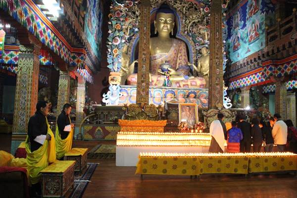 กษัตริย์จิกมี เตรียมเสด็จฯ ประเทศไทย ถวายสักการะพระบรมศพ ในหลวง ร.9