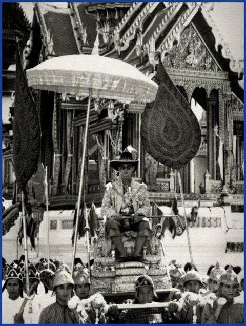 10 ภาพแห่งความทรงจำ ในหลวง รัชกาลที่ 9 ของปวงชนชาวไทย