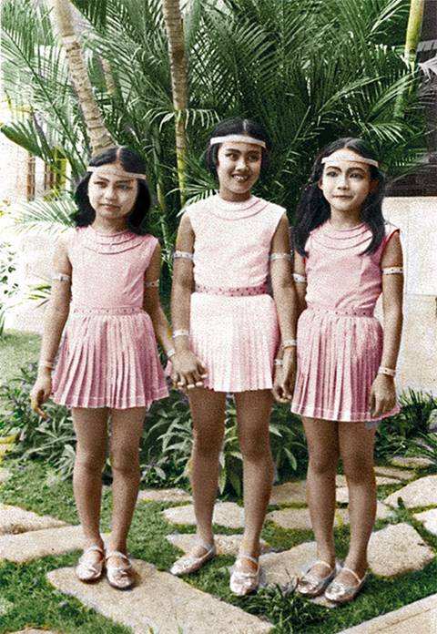 เรื่องเล่า..สมเด็จพระเทพฯ เมื่อครั้งวัยเยาว์ สมัยเรียนจิตรลดาจากสองพระสหายเรื่องเล่า..สมเด็จพระเทพฯ เมื่อครั้งวัยเยาว์ สมัยเรียนจิตรลดาจากสองพระสหาย