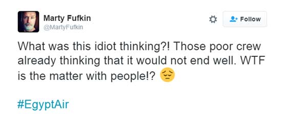 โลกรุมจวกยับ ศาสตราจารย์คลั่งรัก ลงทุนจี้เครื่องบินเพียงเพื่อมาหาเมียเก่า