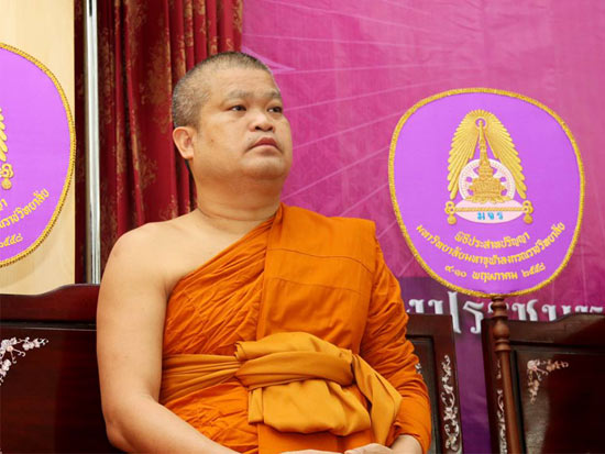 พระเมธีธรรมจารย์ โพสต์เหมือนถูกหักหลัง ขู่หากโดนหมายเรียกพระล้นโรงพักแน่