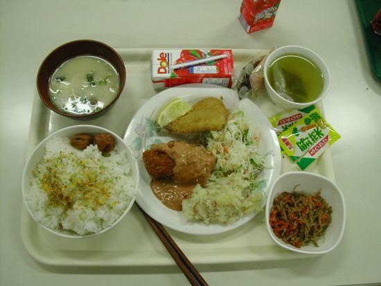 เทียบชัด ๆ อาหารในกองทัพไทย กับต่างชาติ แตกต่างกันขนาดไหน