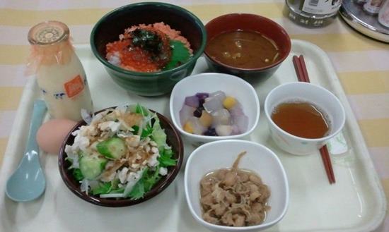 เทียบชัด ๆ อาหารในกองทัพไทย กับต่างชาติ แตกต่างกันขนาดไหน