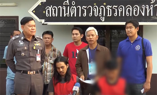 รวบ 2 นักศึกษาสุดโหด แทงแท็กซี่ดับ เหตุเพียงฉุนถูกขับรถปาดหน้า