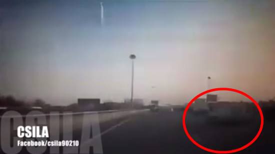 แฉอีกคลิป โชว์หลักฐานเบนซ์แข่งซิ่งกับรถอีกคันบนทางด่วน