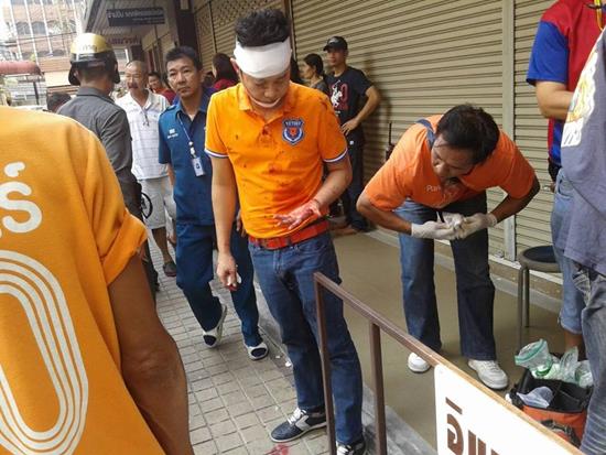 ด่วน ! 4 โจรชาวจีน บุกปล้นร้านขายปืน สามยอดพล่าซ่า-ยิงปะทะเจ้าของร้าน