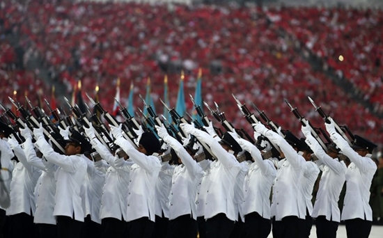 ประมวลภาพสิงคโปร์จัดงานยิ่งใหญ่ ฉลองวันชาติครบ 50 ปี
