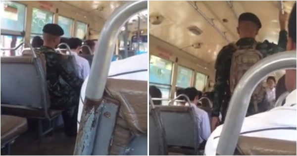 ชื่นชมนายทหารใจหล่อ เสียสละที่นั่งทุกป้ายให้ประชาชน