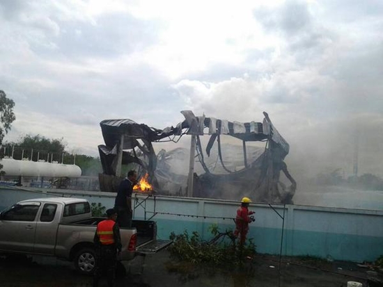 ไฟไหม้โรงงานบรรจุแก๊สย่านลำลูกกา เสียงระเบิดบึ้มสนั่น !