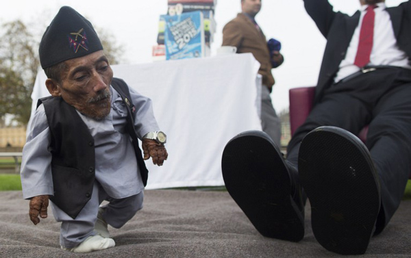 บุคคลตัวเตี้ยที่สุดในโลก 55 ซม. เสียชีวิตแล้ว