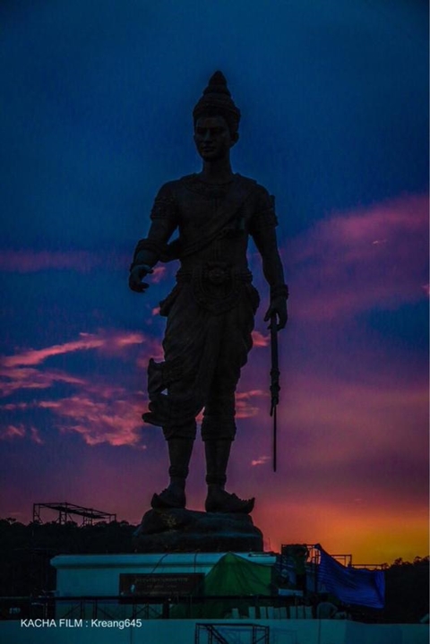 งดงาม ! 7 พระบรมราชานุสาวรีย์ฯ ยามอาทิตย์อัสดง ณ อุทยานราชภักดิ์