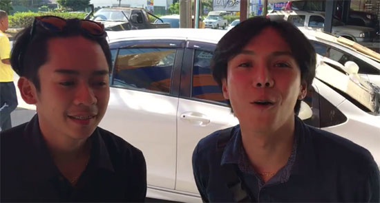 แม่ซึ้งน้ำตาคลอ เมื่อ 2 ลูกชายสุดเกเรมาเซอร์ไพรส์ด้วยเงินล้าน 