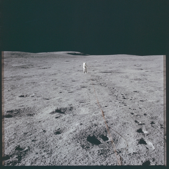 NASA ปล่อยภาพภารกิจเยือนดวงจันทร์ครั้งใหญ่ ชมจุใจเกือบหมื่นภาพ