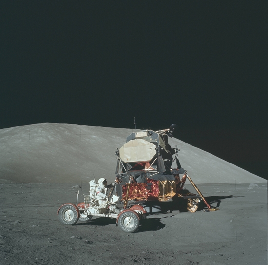 NASA ปล่อยภาพภารกิจเยือนดวงจันทร์ครั้งใหญ่ ชมจุใจเกือบหมื่นภาพ