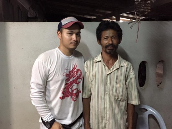 เจอแล้ว ! ลุงชัด ฮีโร่ช่วยคนติดโคลน พิธีกรคนค้นฅนประกาศให้เงิน 1 หมื่น