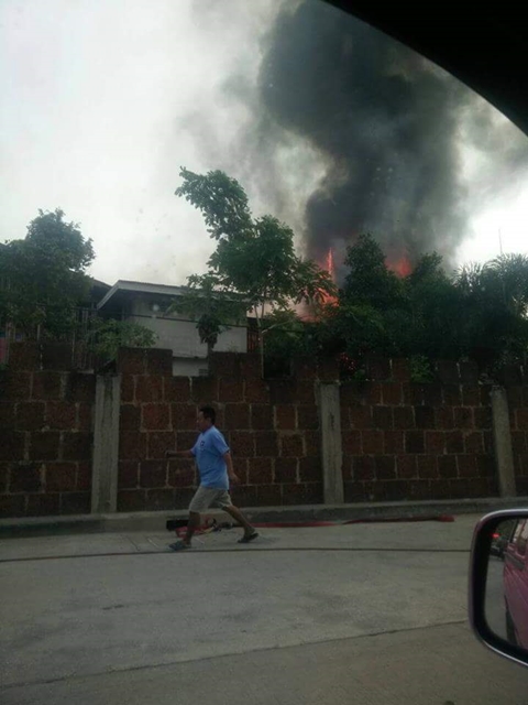 ไฟไหม้กุฏิหลวงพ่อเสือดำ วัดดังย่านหนองแขม วอดทั้งหลัง