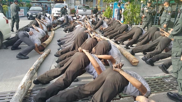 แจงแล้ว ภาพรับน้องตำรวจเป็นของจริง ชี้สร้างความใกล้ชิดรุ่นพี่รุ่นน้อง