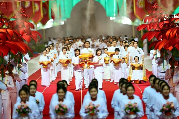 งานกฐินวัดพระธรรมกาย