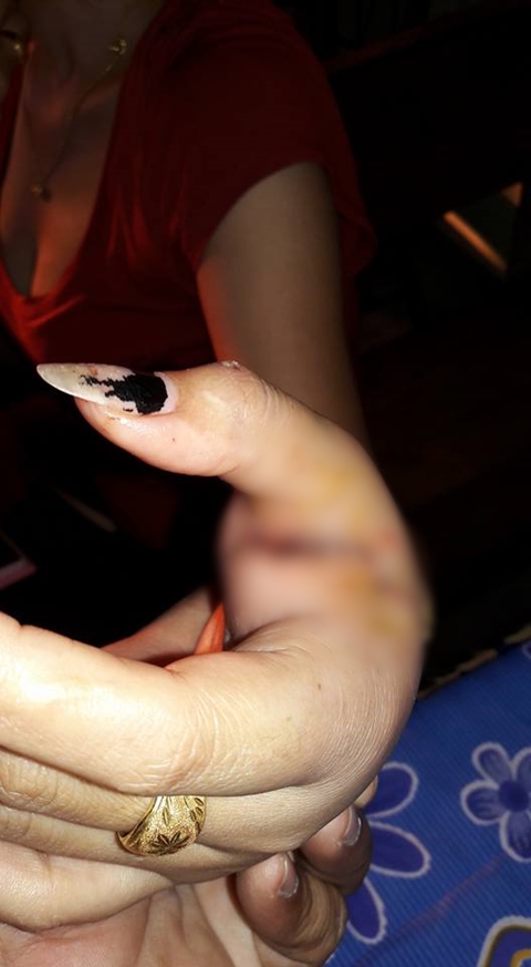 โพสต์เตือนภัย คนที่ชอบใส่ของมีค่าติดตัวโพสต์เตือนภัย คนที่ชอบใส่ของมีค่าติดตัว