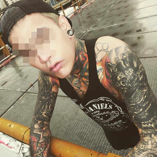 อะไรยังไง ? เน็ตไอดอลขายหมูปิ้ง โดนแฉสร้างภาพเป็นคนดี ตัวจริงเน่าเฟะ อะไรยังไง ? เน็ตไอดอลขายหมูปิ้ง โดนแฉสร้างภาพเป็นคนดี ตัวจริงเน่าเฟะ