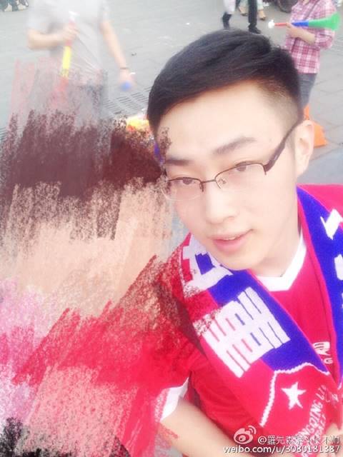 ทีมนี้พี่รักมาก อาตี๋ตะโกนเชียร์บอลทีมโปรดสุดใจจนปอดฉีก ! 