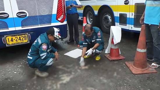 สลดใจ ! แม่ใจร้าย ทิ้งซากลูกทารกไว้ในห้องน้ำรถทัวร์ 3 วันจนศพเน่า