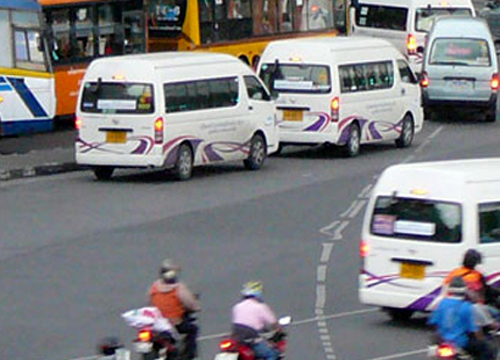 จัดระเบียบรถตู้อนุสาวรีย์ชัยฯ เริ่มย้ายเข้าสถานีขนส่ง ตั้งแต่ 21 ต.ค.นี้ 