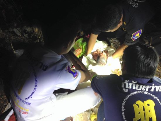 รัดคอทารกยัดถุงโยนทิ้งขยะ