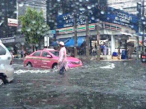 ชาวเน็ตร่วมบอกต่อแง่มุมดี ๆ ของตำรวจไทย ยังคงเป็นที่พึ่งพาของประชาชน ชาวเน็ตร่วมบอกต่อแง่มุมดี ๆ ของตำรวจไทย ยังคงเป็นที่พึ่งพาของประชาชน