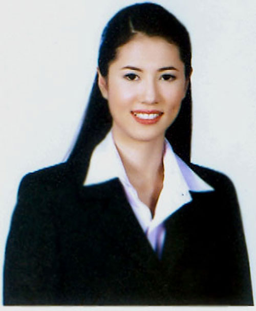 ปารีณา ไกรคุปต์ อดีต ส.ส.ชาติไทยพัฒนา โร่มอบตัว คดีครอบครองอาวุธ