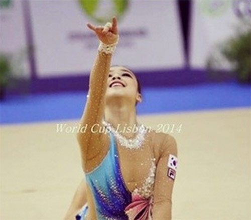 ซอนยอนแจ นางฟ้ายิมนาสติกเกาหลีใต้ คว้าเหรียญทองตามคาด