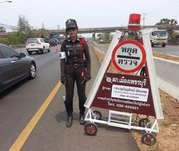 ภาพนี้บอกทุกเหตุผล.. ทำไมตำรวจจราจร สภ.เพชรบุรี ไม่เคยขาด-ลา-มาสาย