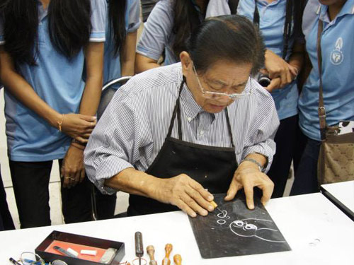 ประหยัด พงษ์ดำ ศิลปินแห่งชาติสาขาทัศนศิลป์ เสียชีวิตแล้ว