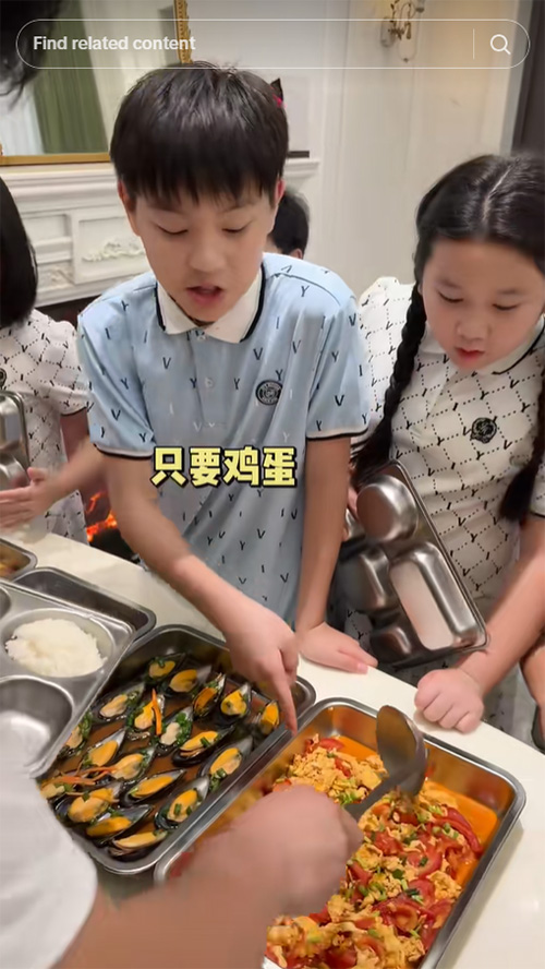 คุณแม่ยังสาว แต่งงาน 13 ปี มีลูก 7 คน