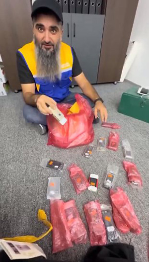 พ่อค้าสั่งซื้อโทรศัพท์ Nokia