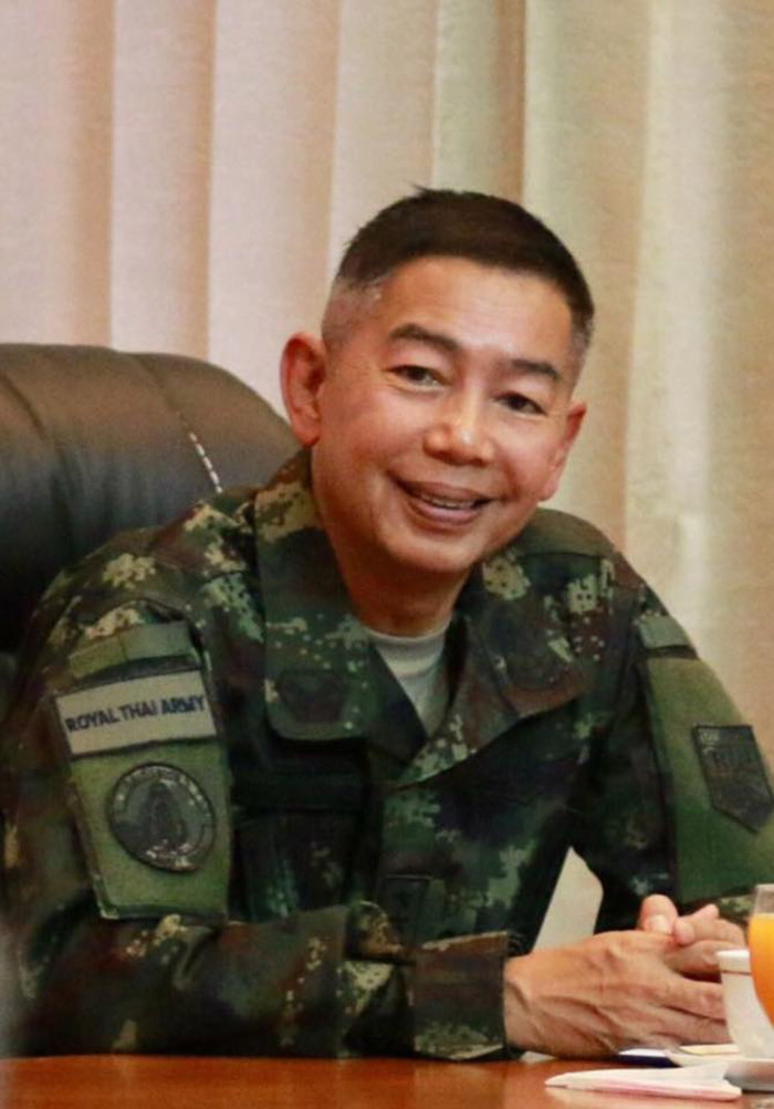 บิ๊กแดง จ่อลาออก