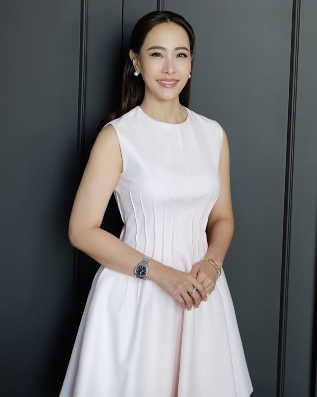 จ๋า ธนนนท์ นิรามิษ ภรรยา อนุทิน ชาญวีรกูล