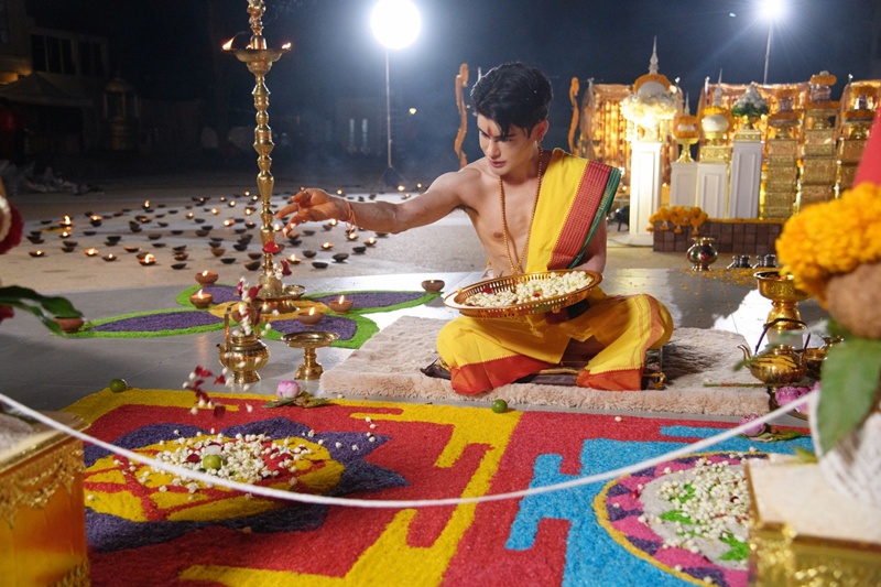 ประวัติ เอ จักรพรรดิ