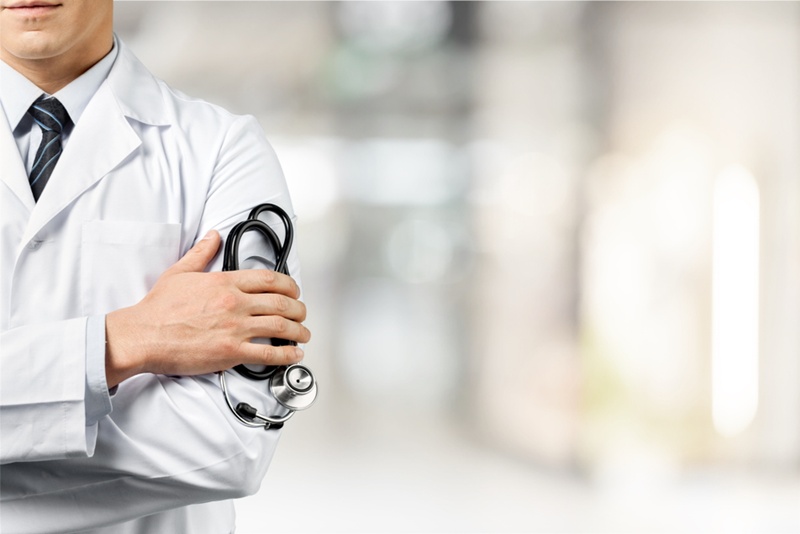 หมอเสียชีวิต หนีไฟไหม้ที่ทางหนีไฟ