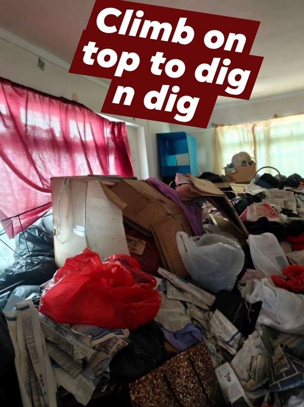 ช็อกสภาพห้องคุณตา นอนบนขยะเป็นสิบปี